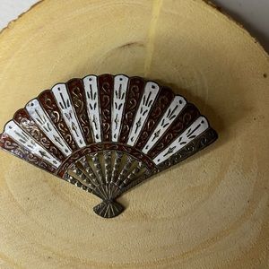 Vintage sterling fan brooch